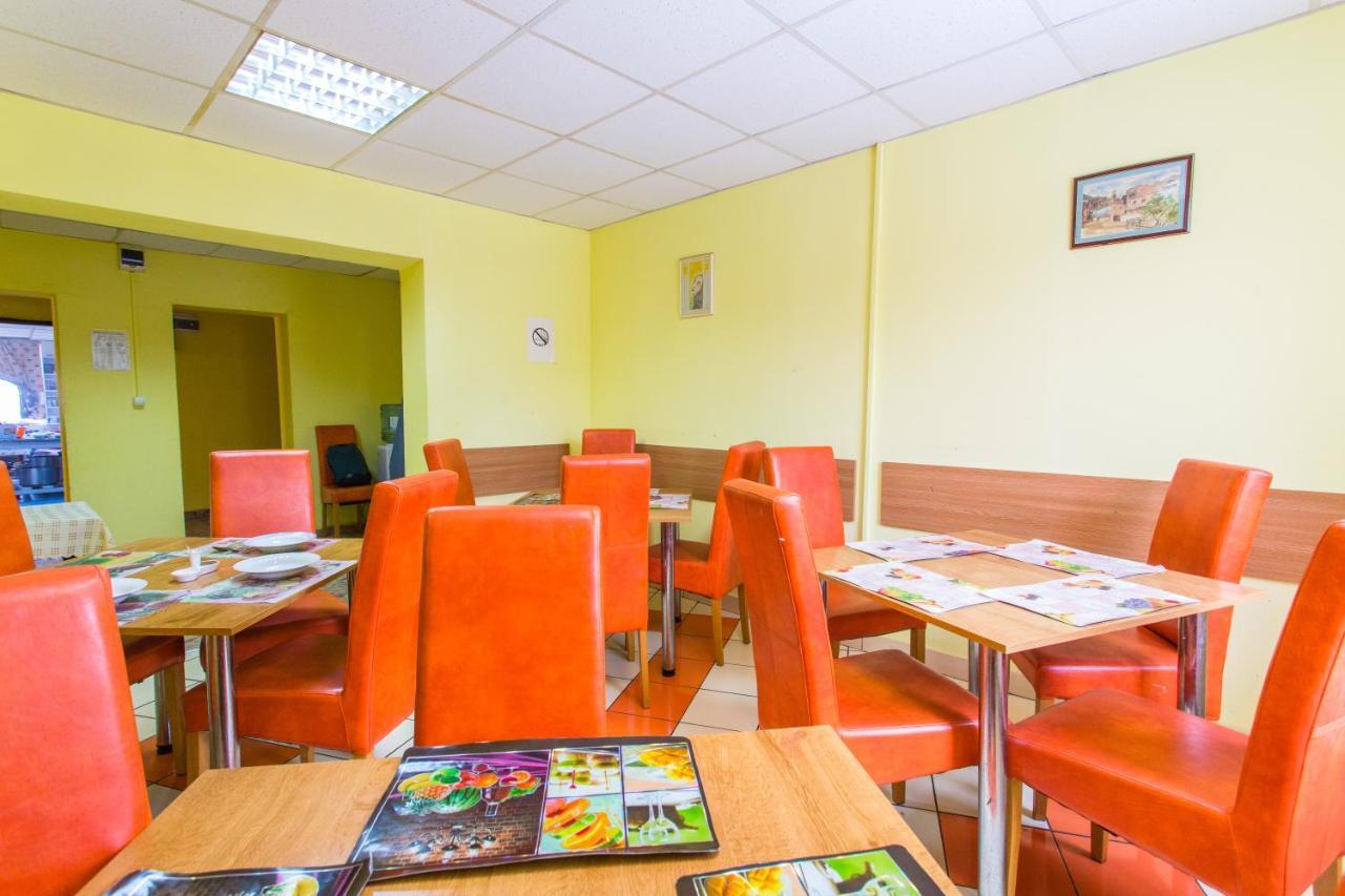 Hostel Horia Plopeni Exteriér fotografie