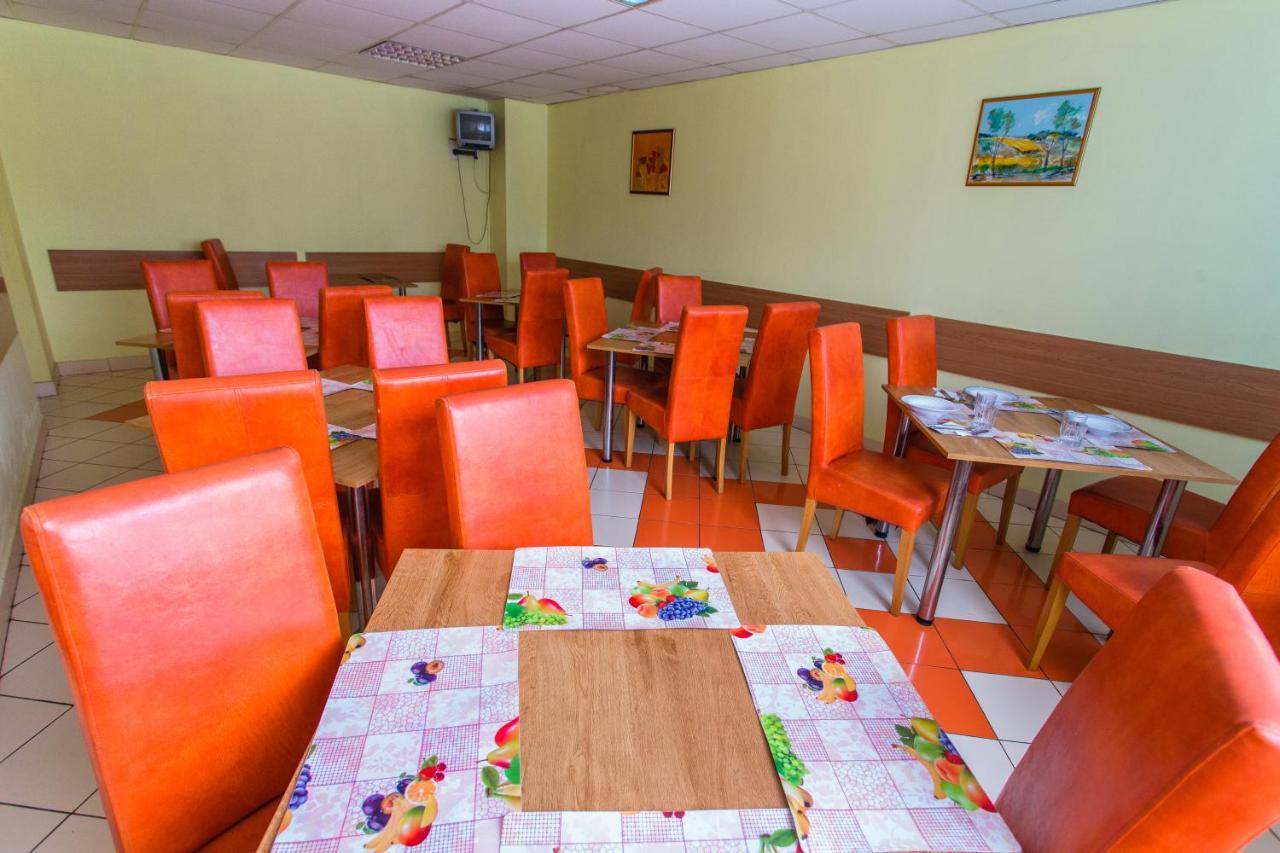 Hostel Horia Plopeni Exteriér fotografie